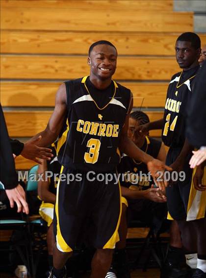 Thumbnail 1 in Conroe vs. Pasadena (McDonalds Texas Invitational) photogallery.
