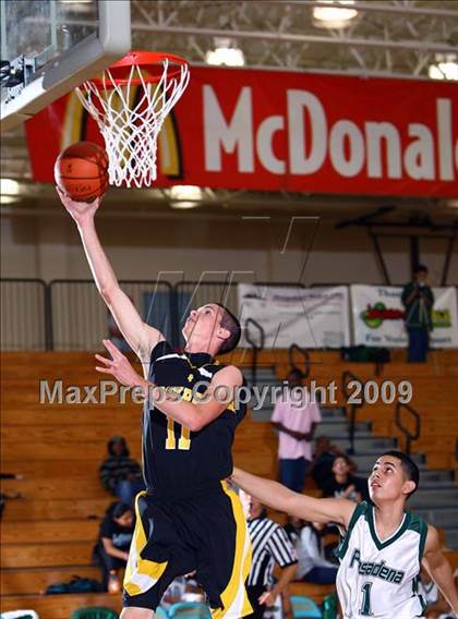 Thumbnail 3 in Conroe vs. Pasadena (McDonalds Texas Invitational) photogallery.