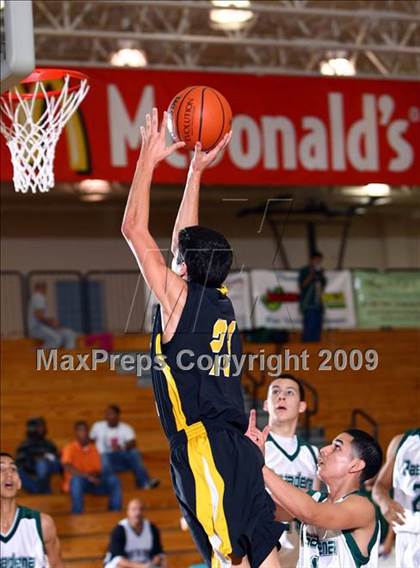 Thumbnail 3 in Conroe vs. Pasadena (McDonalds Texas Invitational) photogallery.