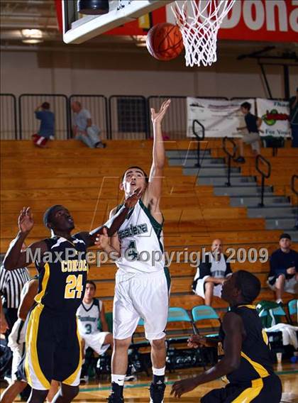 Thumbnail 2 in Conroe vs. Pasadena (McDonalds Texas Invitational) photogallery.