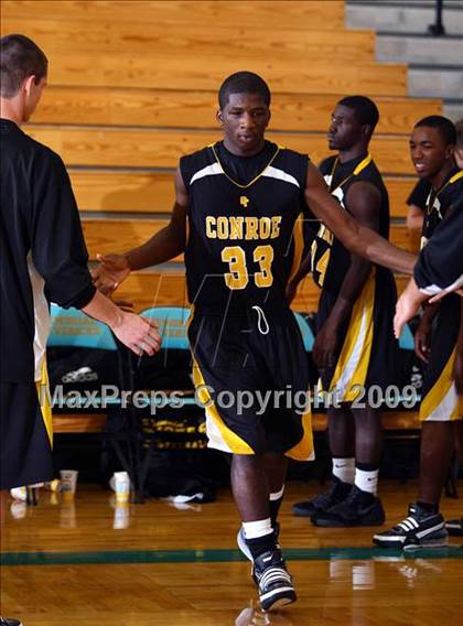 Thumbnail 1 in Conroe vs. Pasadena (McDonalds Texas Invitational) photogallery.