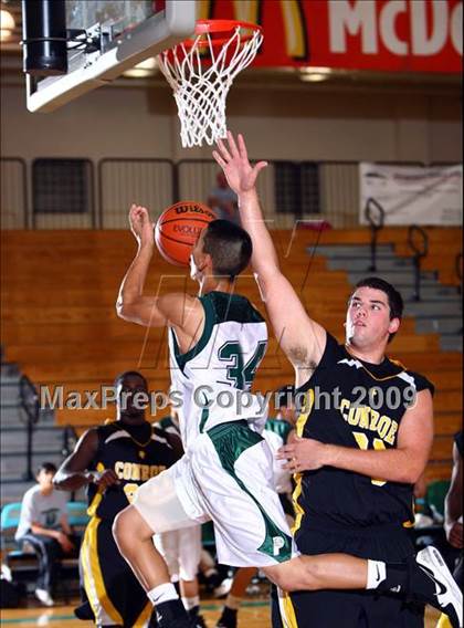 Thumbnail 3 in Conroe vs. Pasadena (McDonalds Texas Invitational) photogallery.