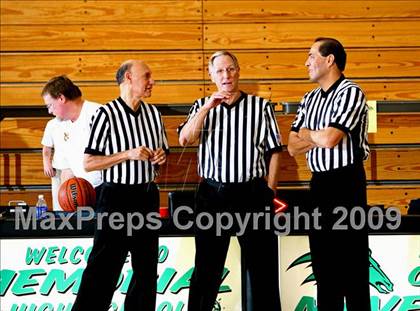 Thumbnail 3 in Conroe vs. Pasadena (McDonalds Texas Invitational) photogallery.
