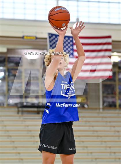 Thumbnail 1 in Indianapolis Bishop Chatard vs Tipton (IBCA / IHSAA Showcase) photogallery.