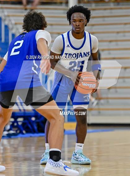 Thumbnail 3 in Indianapolis Bishop Chatard vs Tipton (IBCA / IHSAA Showcase) photogallery.