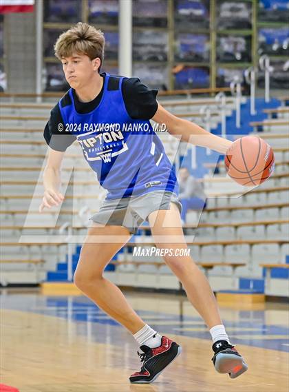 Thumbnail 2 in Indianapolis Bishop Chatard vs Tipton (IBCA / IHSAA Showcase) photogallery.
