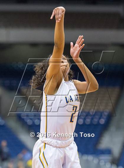 Thumbnail 3 in La Vega vs. Wylie (UIL 4A Semifinal) photogallery.