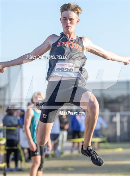 Thumbnail 3 in AIA Track & Field Championships(Boys Long/Triple Jump DIV 1 & 3) photogallery.