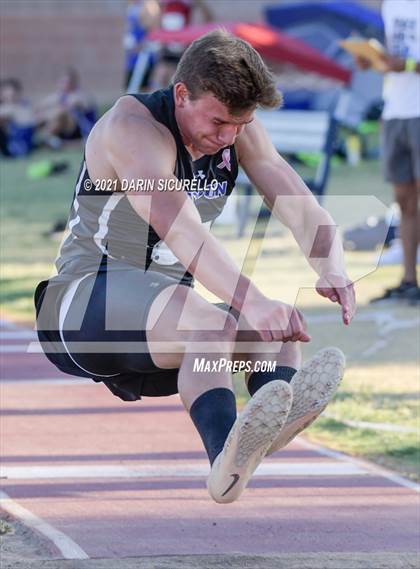 Thumbnail 3 in AIA Track & Field Championships(Boys Long/Triple Jump DIV 1 & 3) photogallery.