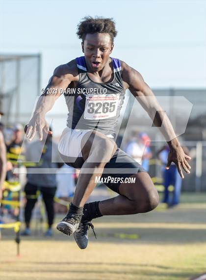 Thumbnail 1 in AIA Track & Field Championships(Boys Long/Triple Jump DIV 1 & 3) photogallery.