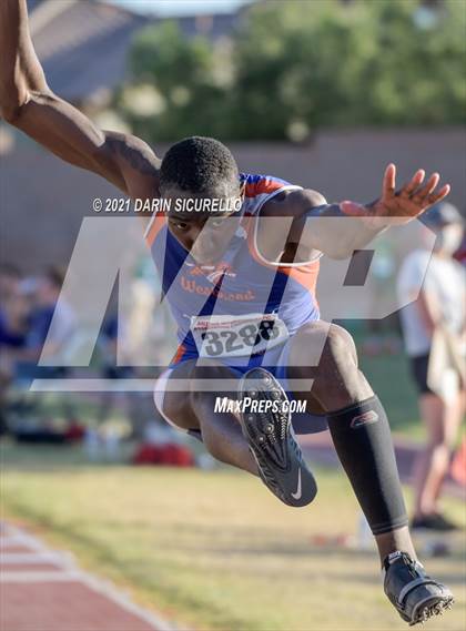 Thumbnail 2 in AIA Track & Field Championships(Boys Long/Triple Jump DIV 1 & 3) photogallery.