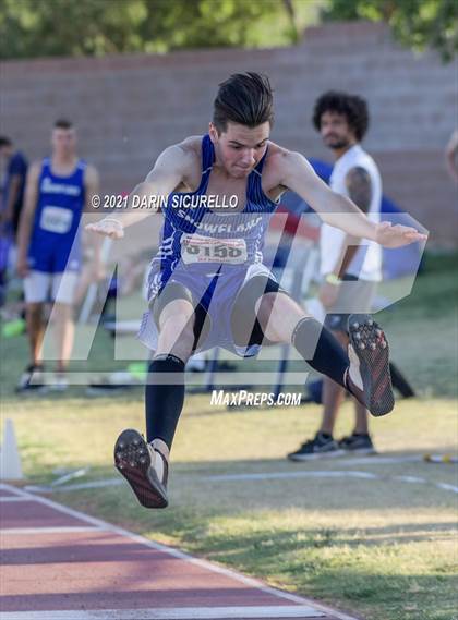Thumbnail 2 in AIA Track & Field Championships(Boys Long/Triple Jump DIV 1 & 3) photogallery.