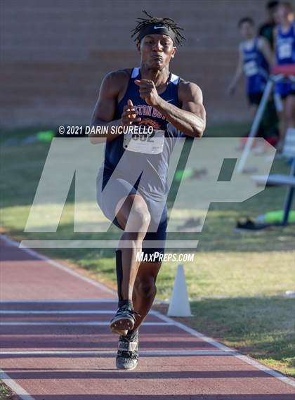 Thumbnail 3 in AIA Track & Field Championships(Boys Long/Triple Jump DIV 1 & 3) photogallery.