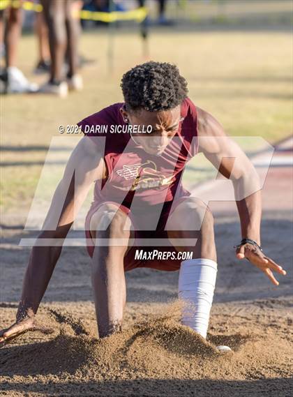 Thumbnail 3 in AIA Track & Field Championships(Boys Long/Triple Jump DIV 1 & 3) photogallery.