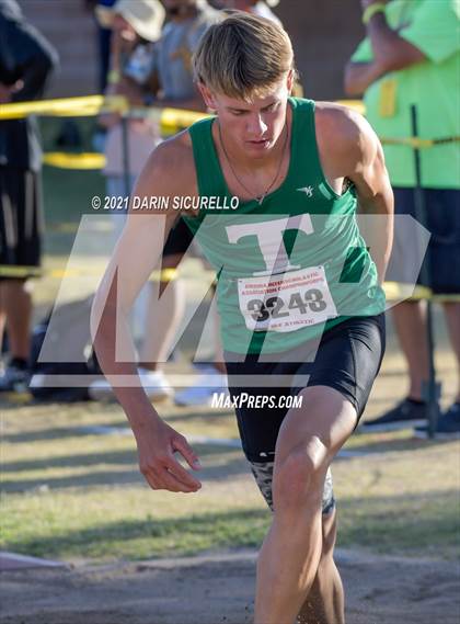 Thumbnail 2 in AIA Track & Field Championships(Boys Long/Triple Jump DIV 1 & 3) photogallery.