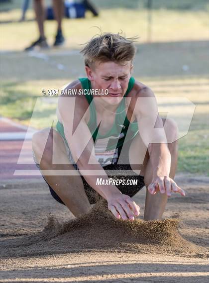 Thumbnail 1 in AIA Track & Field Championships(Boys Long/Triple Jump DIV 1 & 3) photogallery.