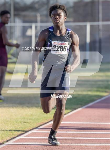 Thumbnail 2 in AIA Track & Field Championships(Boys Long/Triple Jump DIV 1 & 3) photogallery.