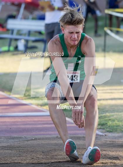 Thumbnail 3 in AIA Track & Field Championships(Boys Long/Triple Jump DIV 1 & 3) photogallery.