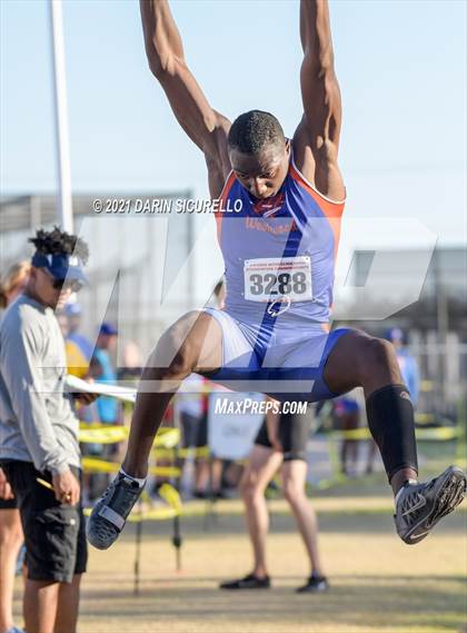 Thumbnail 2 in AIA Track & Field Championships(Boys Long/Triple Jump DIV 1 & 3) photogallery.