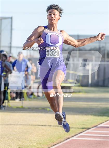 Thumbnail 1 in AIA Track & Field Championships(Boys Long/Triple Jump DIV 1 & 3) photogallery.