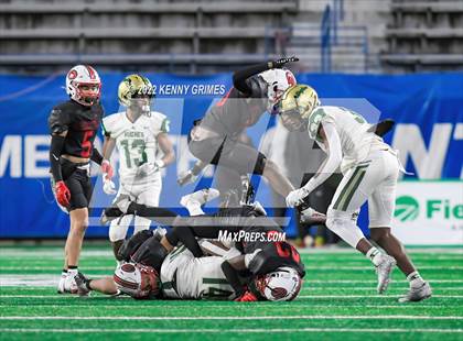 Thumbnail 3 in Langston Hughes vs. Gainesville (GHSA 6A Final) photogallery.