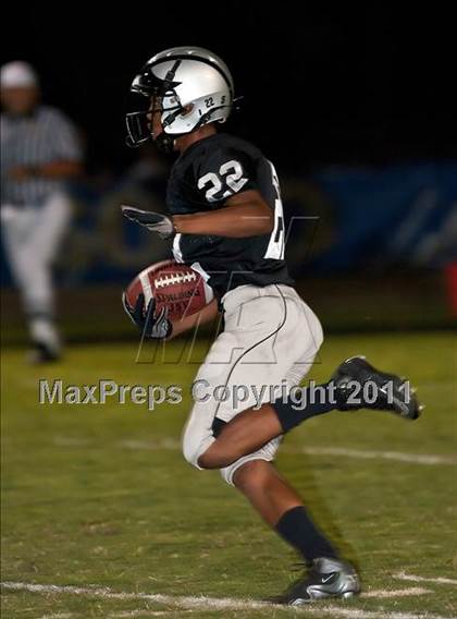 Thumbnail 2 in Clovis @ Stockdale photogallery.