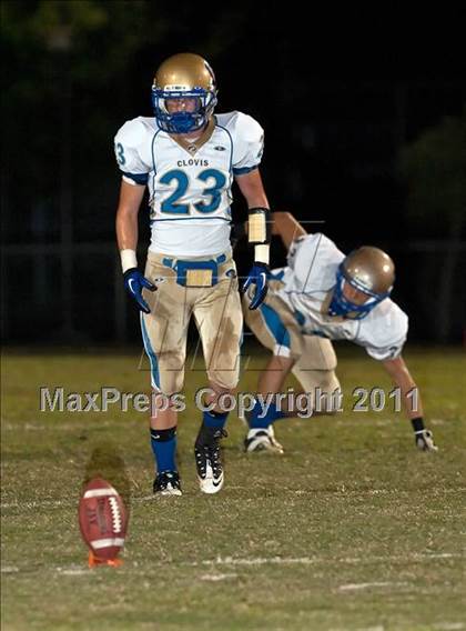 Thumbnail 3 in Clovis @ Stockdale photogallery.