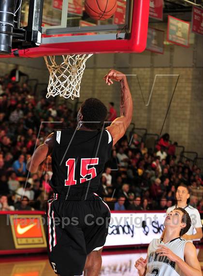 Thumbnail 2 in Loyola vs. Etiwanda (Nike Extravaganza) photogallery.