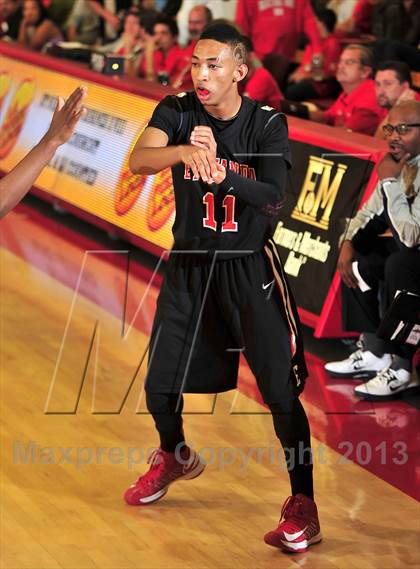 Thumbnail 3 in Loyola vs. Etiwanda (Nike Extravaganza) photogallery.