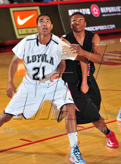 Thumbnail 2 in Loyola vs. Etiwanda (Nike Extravaganza) photogallery.
