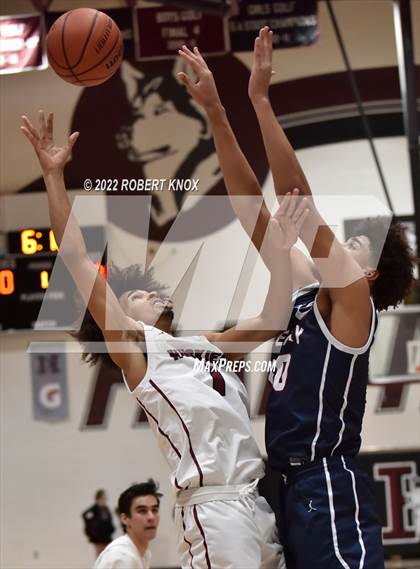 Thumbnail 2 in Perry @ Hamilton photogallery.