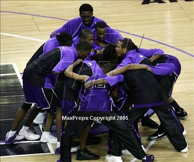Thumbnail 2 in Castlemont vs Serra (NorCal D1 Final)#2 photogallery.