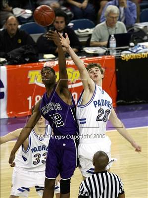 Thumbnail 2 in Castlemont vs Serra (NorCal D1 Final)#2 photogallery.