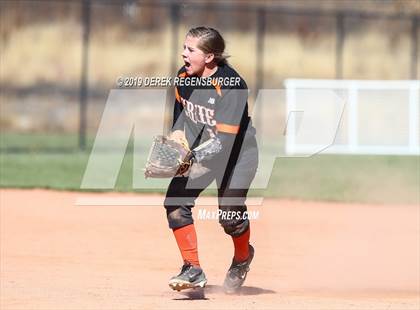 Thumbnail 2 in Golden vs Erie (CHSAA 4A Final) photogallery.