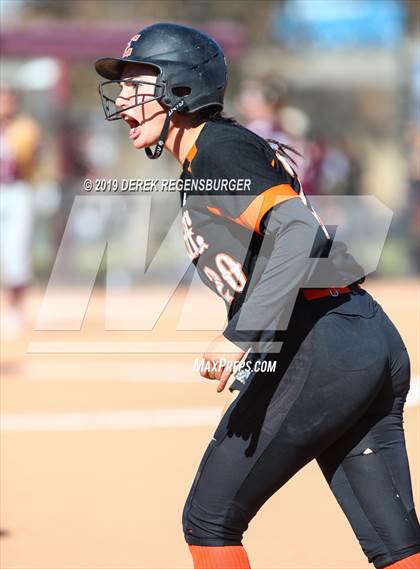 Thumbnail 3 in Golden vs Erie (CHSAA 4A Final) photogallery.