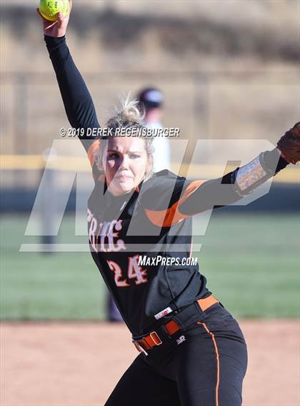 Thumbnail 2 in Golden vs Erie (CHSAA 4A Final) photogallery.