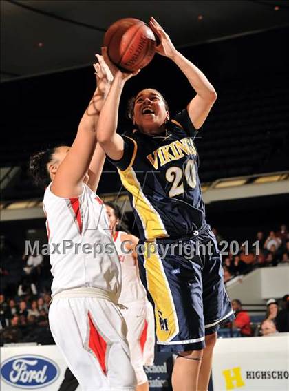 Thumbnail 2 in Mater Dei vs. Santa Monica (CIF SS D1AA Playoffs) photogallery.