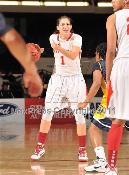 Thumbnail 2 in Mater Dei vs. Santa Monica (CIF SS D1AA Playoffs) photogallery.