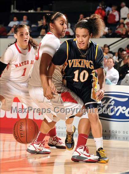 Thumbnail 1 in Mater Dei vs. Santa Monica (CIF SS D1AA Playoffs) photogallery.