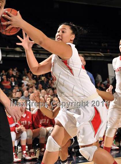 Thumbnail 3 in Mater Dei vs. Santa Monica (CIF SS D1AA Playoffs) photogallery.