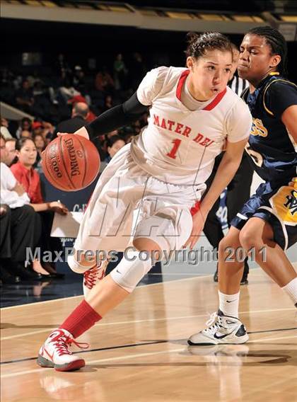 Thumbnail 3 in Mater Dei vs. Santa Monica (CIF SS D1AA Playoffs) photogallery.