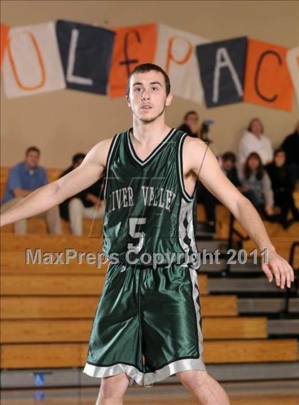 Thumbnail 3 in River Valley vs St. Mary's (Running with the Pack) photogallery.