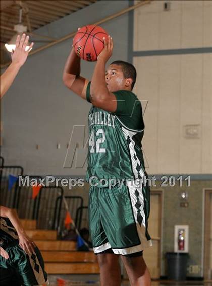 Thumbnail 2 in River Valley vs St. Mary's (Running with the Pack) photogallery.