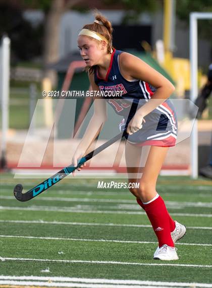Thumbnail 2 in Arapahoe vs Kent Denver photogallery.