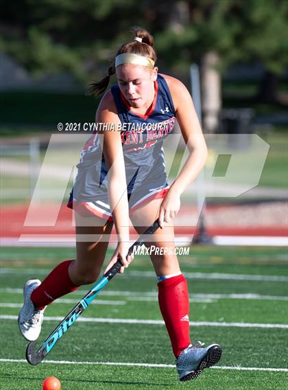 Thumbnail 2 in Arapahoe vs Kent Denver photogallery.