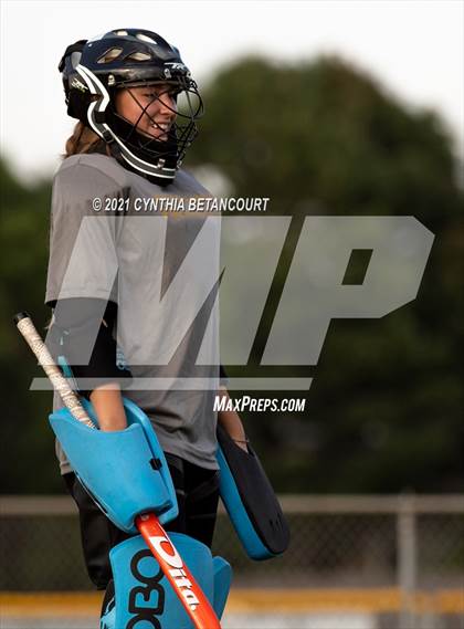 Thumbnail 1 in Arapahoe vs Kent Denver photogallery.