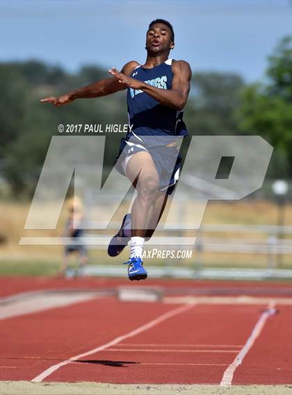 Thumbnail 1 in CIF NS Track and Field Championships (Boys Field Events) photogallery.