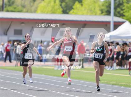 Thumbnail 1 in Bryan Bradley Viking Track Classic (100m) photogallery.
