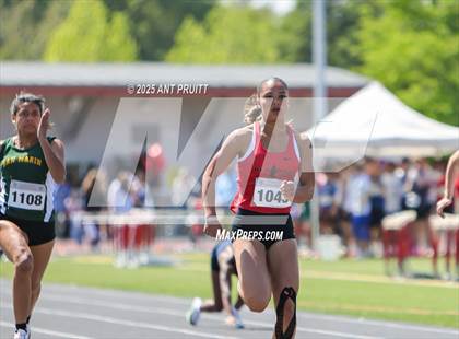 Thumbnail 2 in Bryan Bradley Viking Track Classic (100m) photogallery.