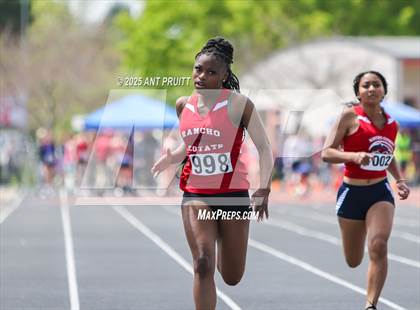 Thumbnail 1 in Bryan Bradley Viking Track Classic (100m) photogallery.